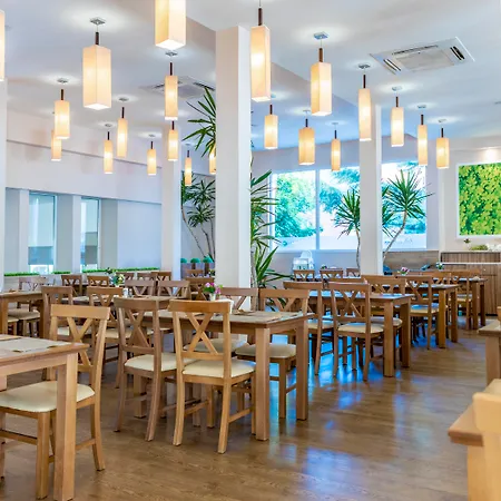 Asteria Family Sunny Hotell 4*